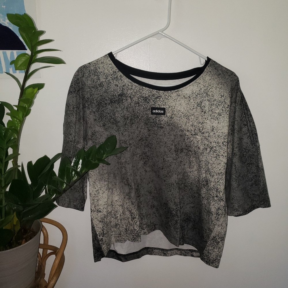 ADIDAS MOMENT CROPPED TEE